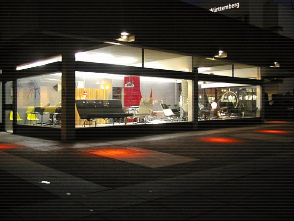 Plattform Kleiner Schlossplatz: Kotons Shop